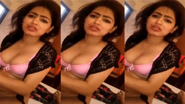 Beautiful Sexy Mal Wife Mms clip